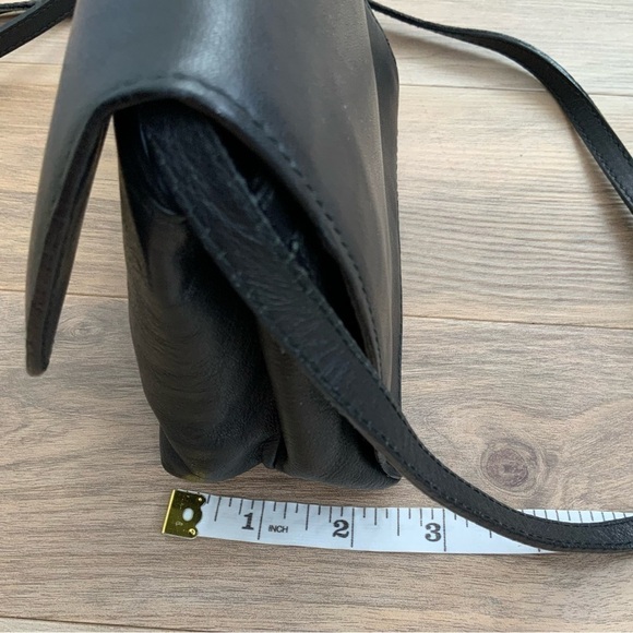 Pablo Picasso Vintage Italian Leather Crossbody Bag - Picture 6 of 10